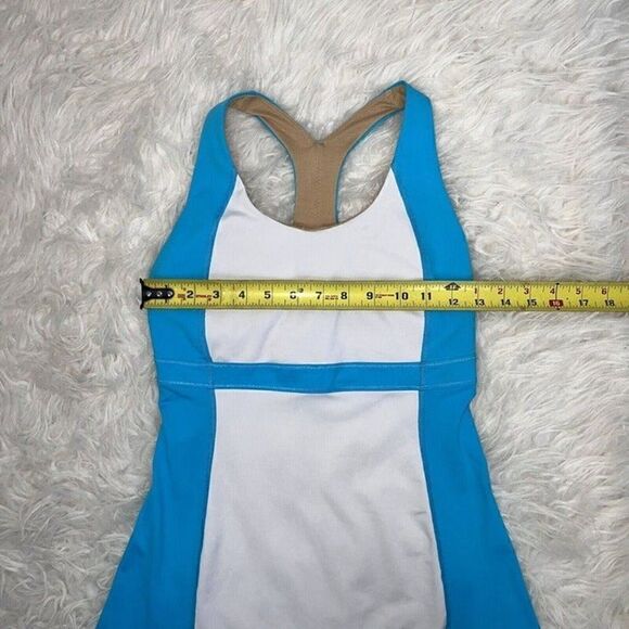 Lululemon Women’s Blue & White Racerback Tank Top Built in Bra Activewear Top 4 - Picture 7 of 9